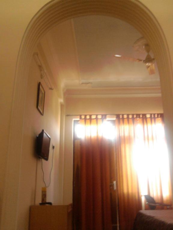 Sapphire Inn Bhīm Tāl Kültér fotó