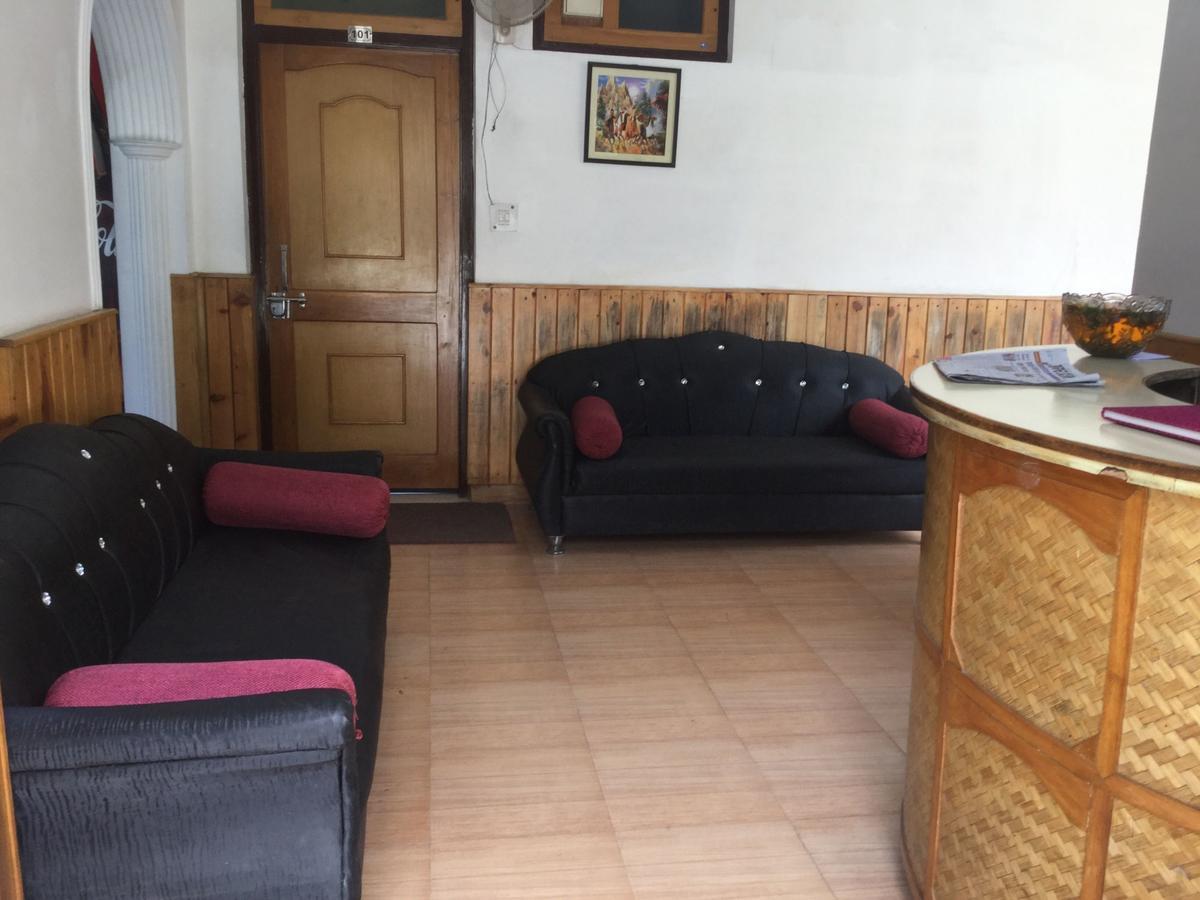 Sapphire Inn Bhīm Tāl Kültér fotó